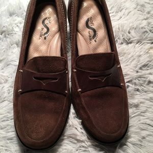 Soft Walk Brown Leather Slip On Heels Size W 7